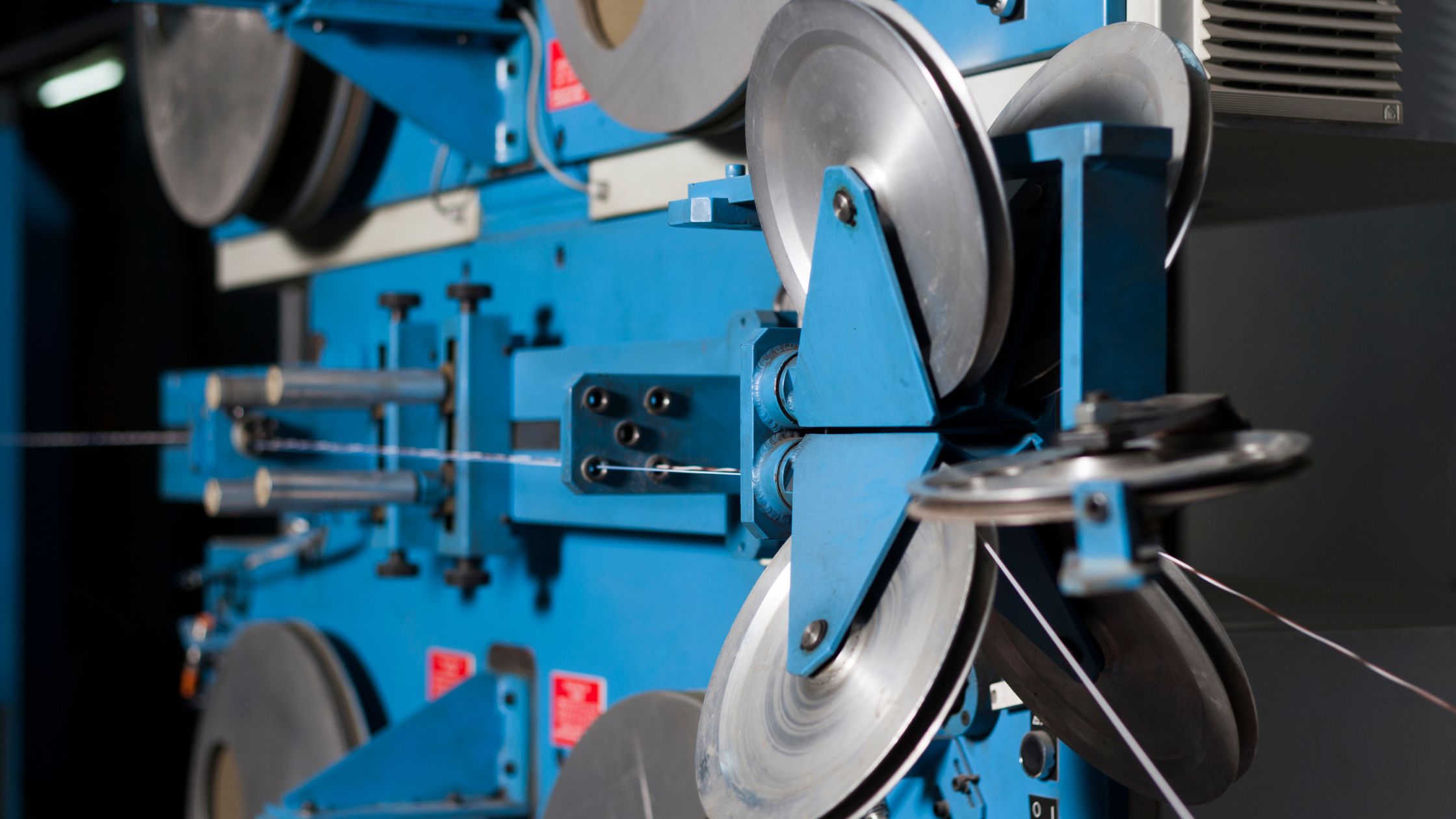 Trefilado de Alambre o Cable caloxfrio