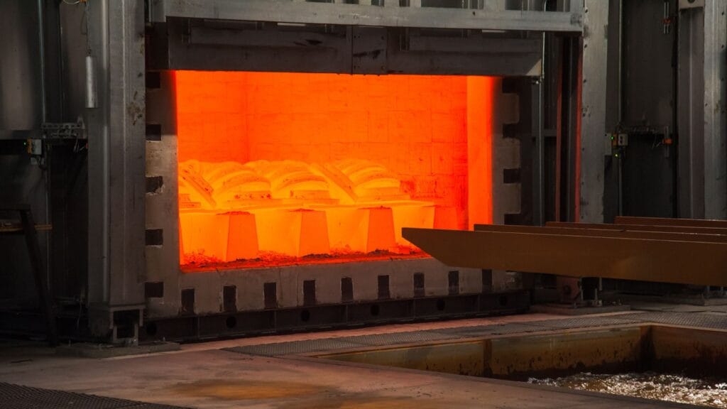 Recuperación de Calor en Hornos Industriales y de Fundición: Cómo los Intercambiadores de Calor de Placas Danfoss Mejoran la Eficiencia Energética 1 Recuperación de Calor en Hornos Industriales y de Fundición: Cómo los Intercambiadores de Calor de Placas Danfoss Mejoran la Eficiencia Energética
